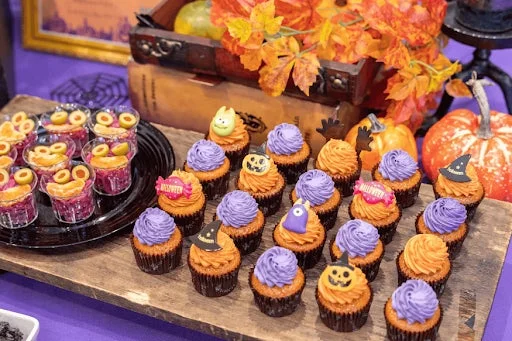 ハロウィンテーマのデザート